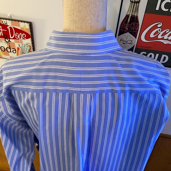 Michael KORS Men’s dress shirt🔥NWOT🔥 - Picture 2 of 5